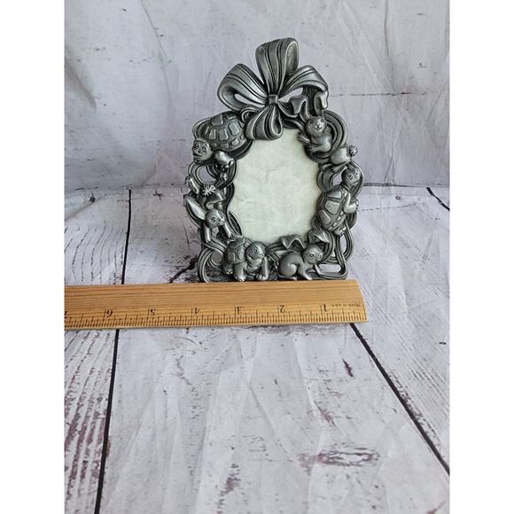 5in Pewter Picture Frame Turtles Rabbits totoise Hare For 2”x3” Photo - Picture 3 of 8